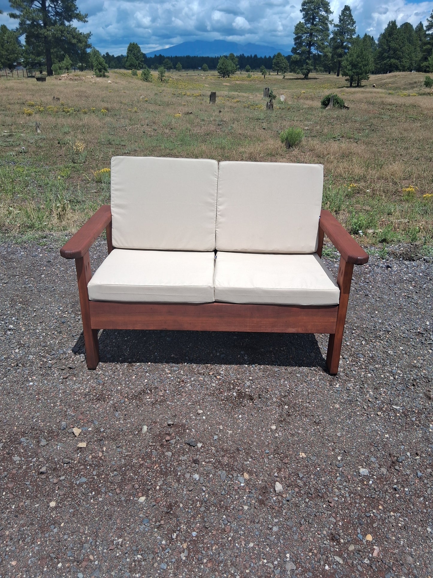 Redwood Loveseat 44" Wide in Mahogany Stain
