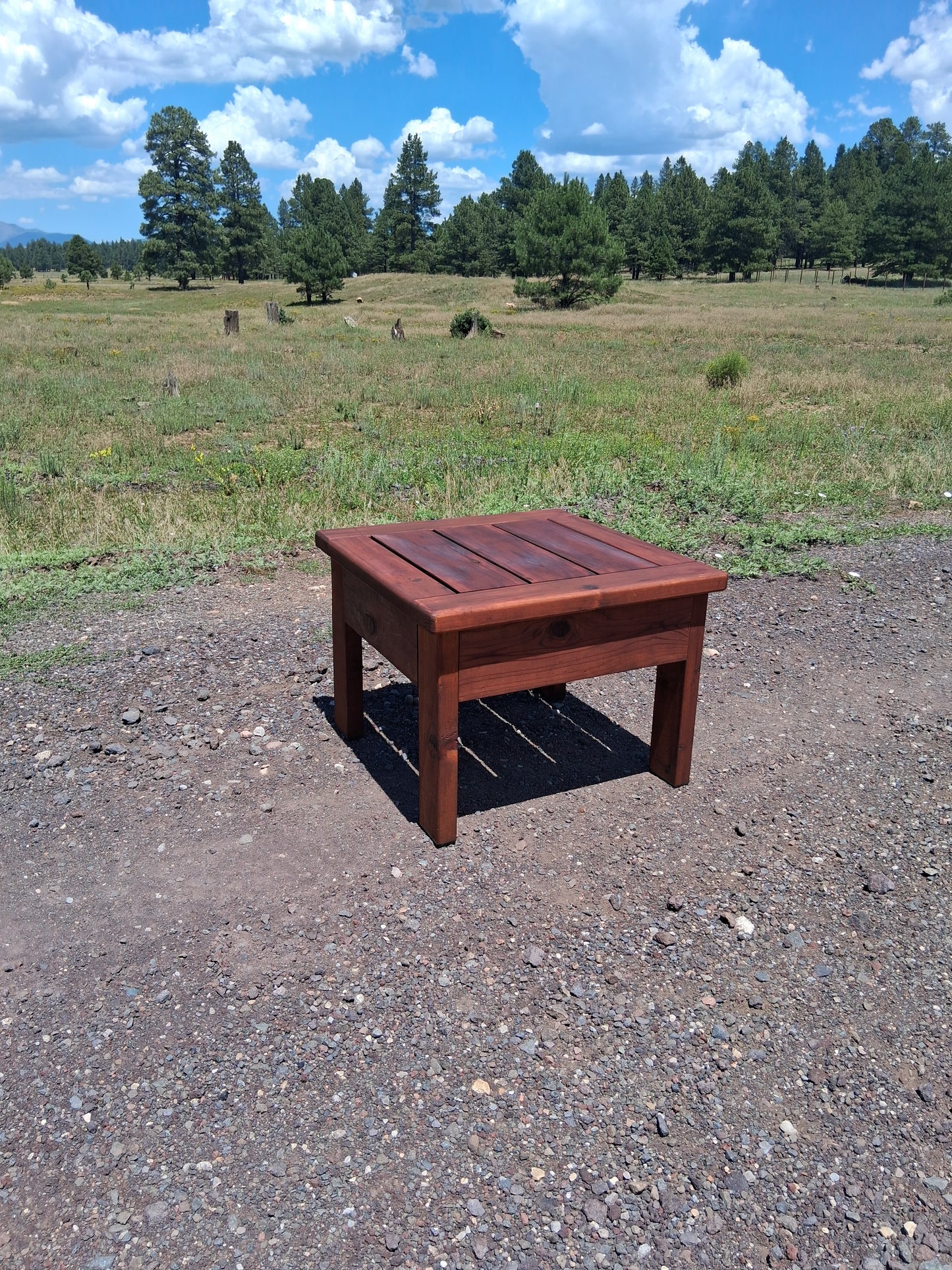 Redwood End Table 24"x24"x18" in Mahogany Stain